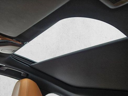 Used 2025 BMW 330i Sedan RWD image 16