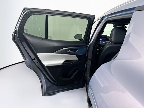 Used 2025 Chevrolet Equinox EV LT FWD image 26