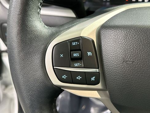 Used 2023 Ford Explorer XLT w/ Equipment Group 202A image 21