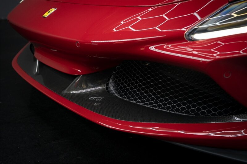Used 2021 Ferrari F8 Tributo RWD image 10