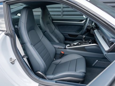 Certified 2024 Porsche 911 Carrera S RWD image 45