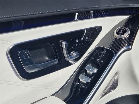 Used 2025 Mercedes-Benz S 63 AMG S image 18