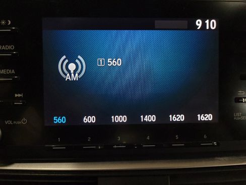 Used 2018 Honda Accord LX image 25