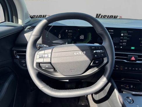 New 2026 Kia Sportage EX image 15