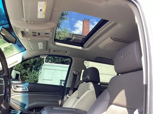 Used 2018 GMC Yukon Denali w/ Denali Ultimate Package AWD/4WD image 21