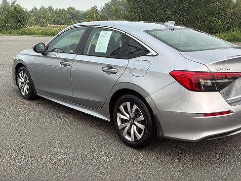 Used 2023 Honda Civic LX image 10