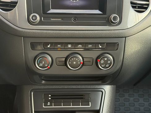 Used 2016 Volkswagen Tiguan S AWD/4WD image 17
