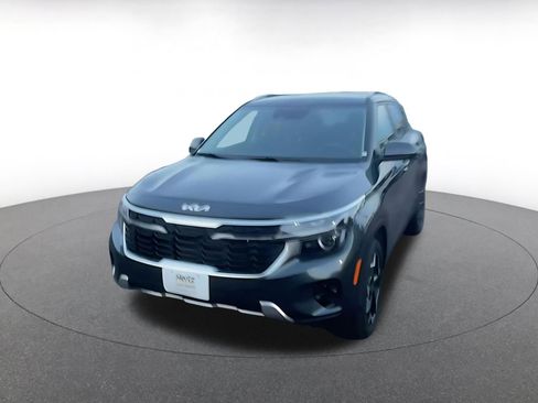Used 2025 Kia Seltos S image 7