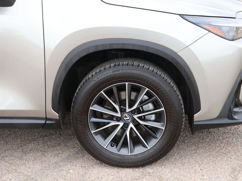 Used 2024 Lexus NX 350 AWD w/ Vision Package image 9