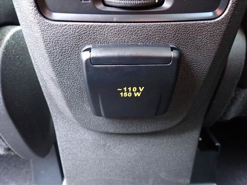 Used 2015 Ford Escape Titanium w/ Equipment Group 301A AWD/4WD image 10