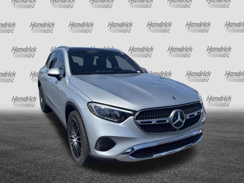 Used 2026 Mercedes-Benz GLC 300 4MATIC image 2