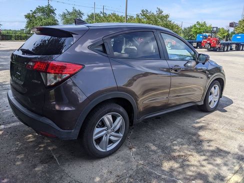 Used 2019 Honda HR-V EX image 11