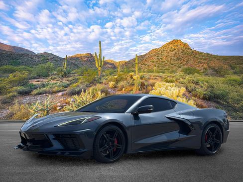 Used 2021 Chevrolet Corvette Stingray Preferred Cpe w/ Battery Protection Package RWD image 9