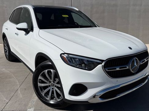 Used 2026 Mercedes-Benz GLC 300 4MATIC image 1