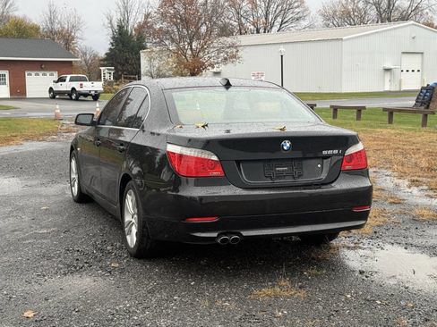 Used 2009 BMW 528i xDrive Sedan image 8