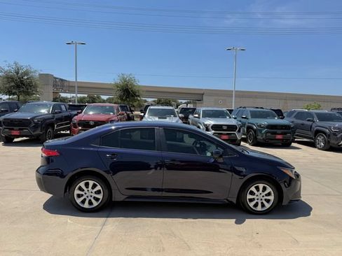 Used 2024 Toyota Corolla LE FWD image 6