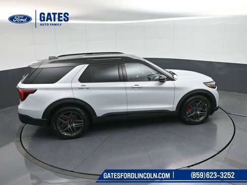 New 2026 Ford Explorer ST w/ Sun And Sound Package image 42
