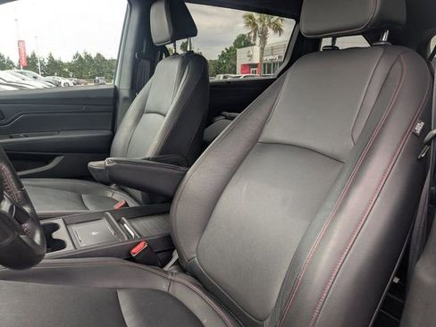 Used 2025 Honda Odyssey Sport-L image 14