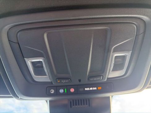 Used 2025 GMC Sierra 2500 AT4 AWD/4WD image 28