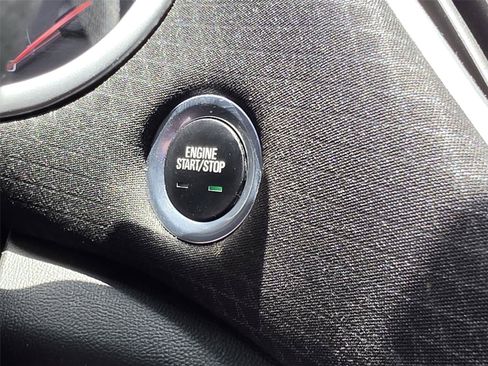 Used 2024 Chevrolet Malibu LT FWD image 22