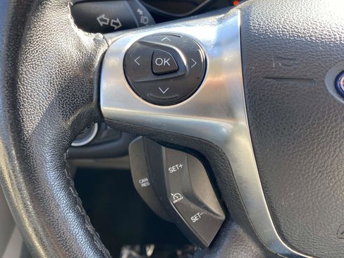 Used 2017 Ford C-MAX SE image 19