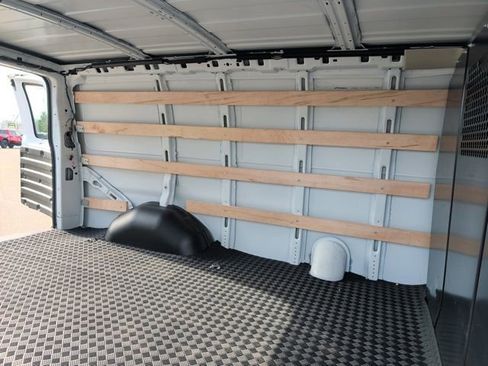 Used 2024 GMC Savana 2500 w/ Driver Convenience Package image 26