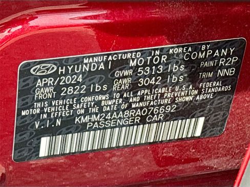 Used 2024 Hyundai Ioniq 6 SE RWD image 31