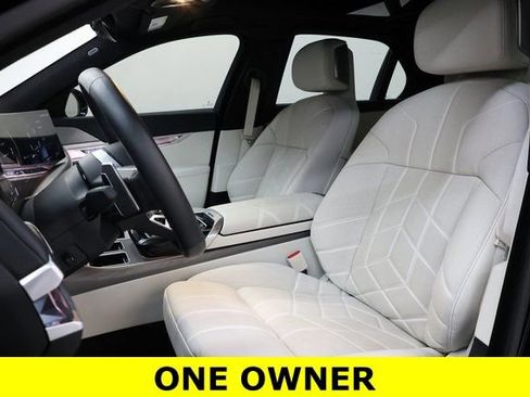Used 2024 BMW 760i xDrive w/ Executive Package image 6