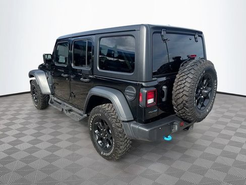 Used 2023 Jeep Wrangler Unlimited w/ Cold Weather Group AWD/4WD image 8