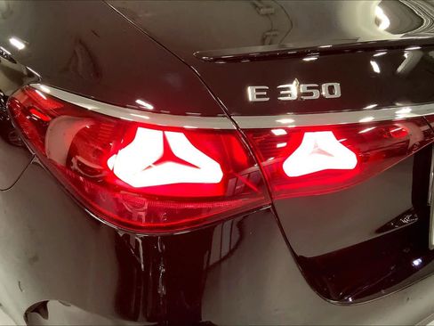 Used 2025 Mercedes-Benz E 350 E 350 image 28