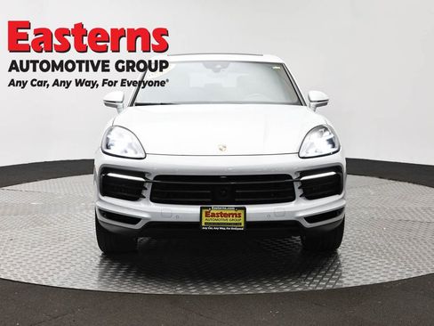 Used 2019 Porsche Cayenne E-Hybrid image 2