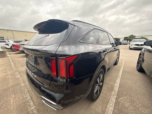 Used 2022 Kia Sorento S w/ Panoramic Sunroof Package FWD image 7