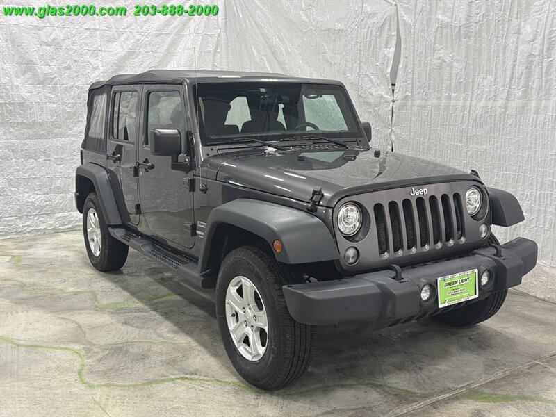 Used 2017 Jeep Wrangler Unlimited Sport w/ Connectivity Group AWD/4WD image 2