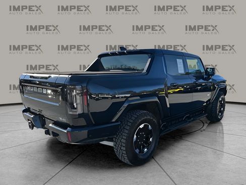 Used 2024 GMC Hummer EV 2X w/ Extreme Off-Road Package image 5