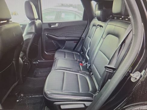 Used 2023 Ford Escape Platinum AWD/4WD image 13