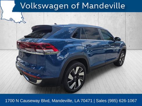 Certified 2026 Volkswagen Atlas Cross Sport SE FWD image 5