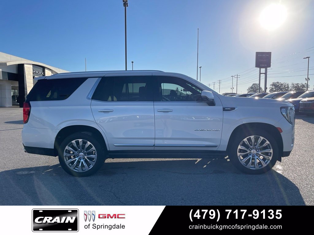 Used 2023 GMC Yukon Denali AWD/4WD image 8