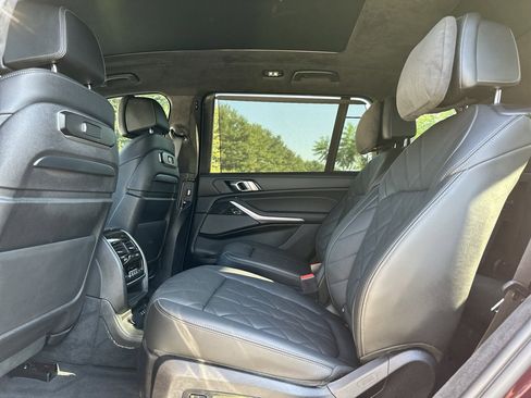 Certified 2023 BMW X7 xDrive40i w/ M Sport Package image 23