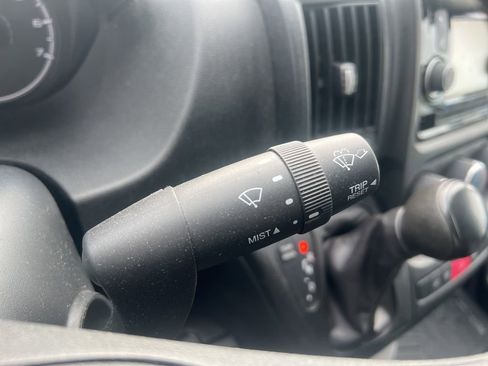 Used 2021 RAM ProMaster 2500 w/ Convenience Group image 14