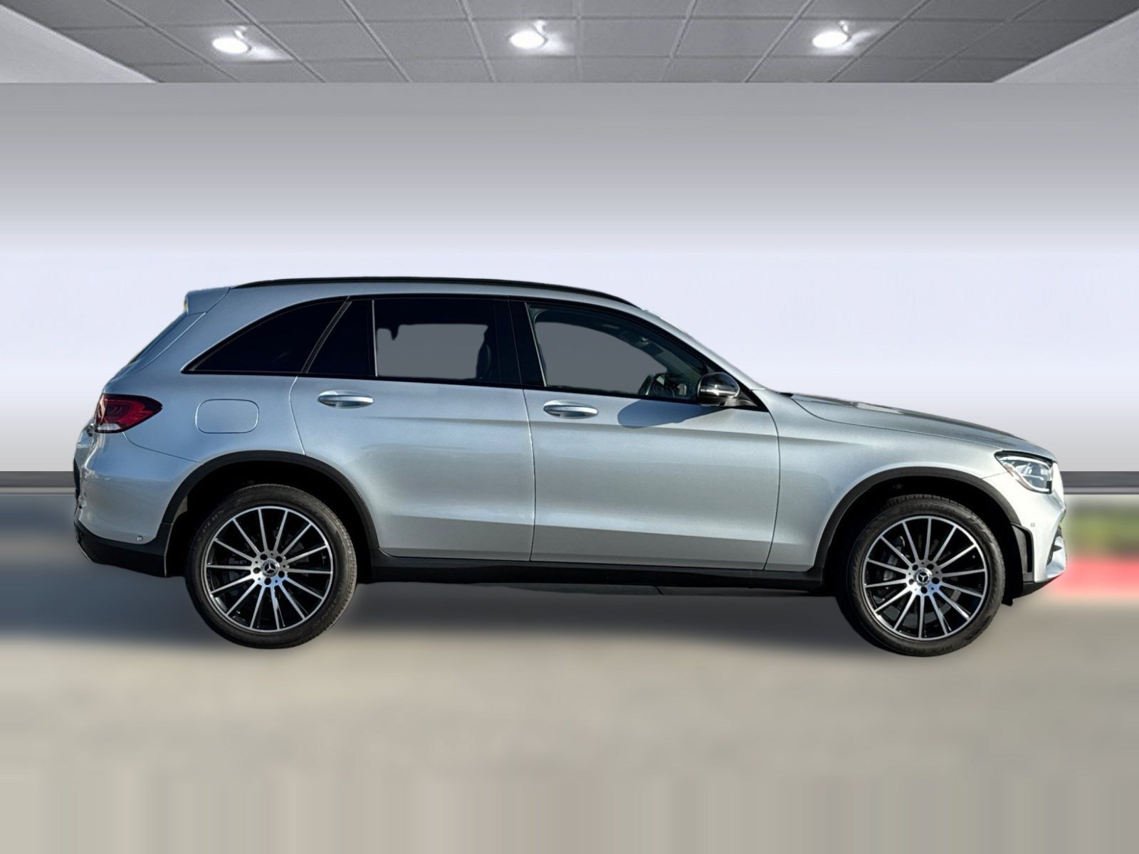 Used 2022 Mercedes-Benz GLC 300 image 7