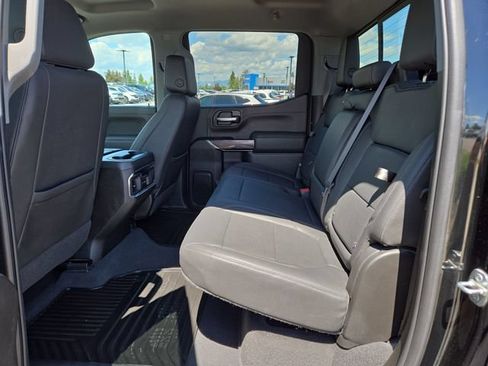 Used 2022 Chevrolet Silverado 1500 LTZ w/ LTZ Convenience Package II AWD/4WD image 29
