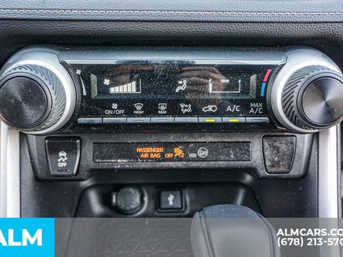 Used 2021 Toyota RAV4 LE FWD image 42