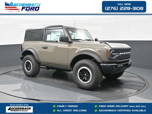 New 2025 Ford Bronco Badlands w/ Sasquatch Package image 1