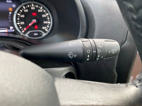 Used 2021 Jeep Renegade Limited w/ Sun & Sound Group image 43