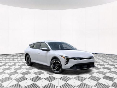 New 2026 Kia K4 EX FWD image 11