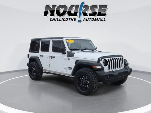 Used 2022 Jeep Wrangler Unlimited Sport AWD/4WD image 2