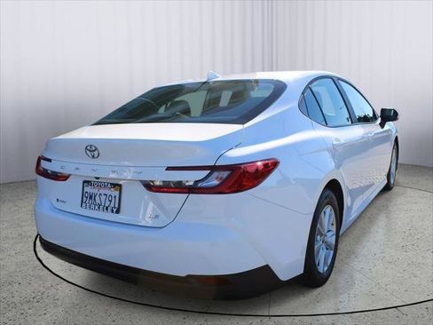 Certified 2025 Toyota Camry LE image 8