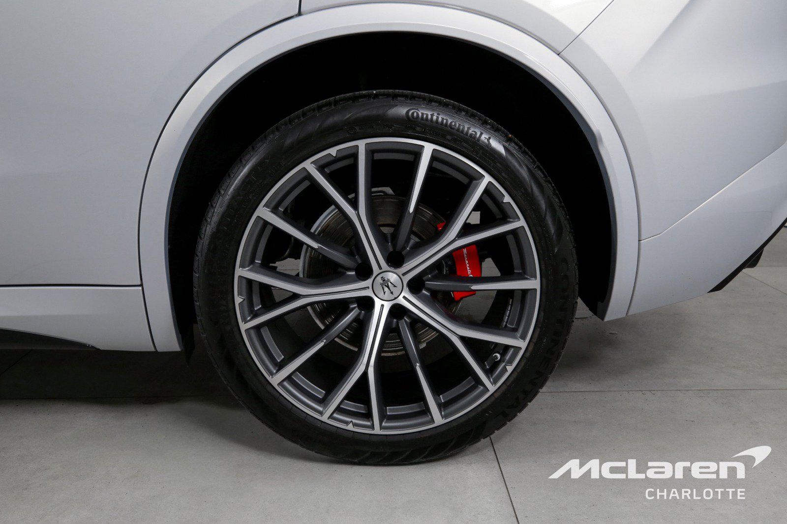 Used 2023 Maserati Grecale Modena AWD/4WD image 34