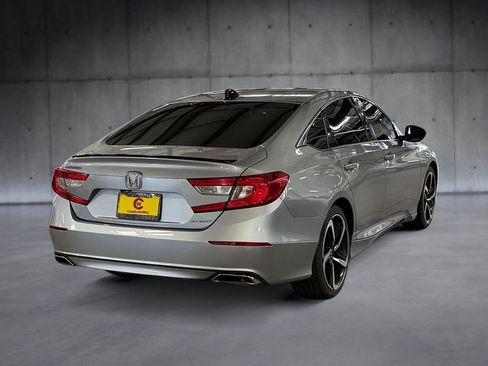 Used 2022 Honda Accord Sport image 5
