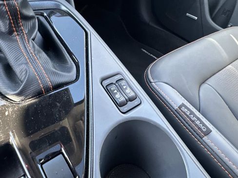 Certified 2025 Subaru Crosstrek 2.5i Limited w/ Crosstrek Mirror Package image 28